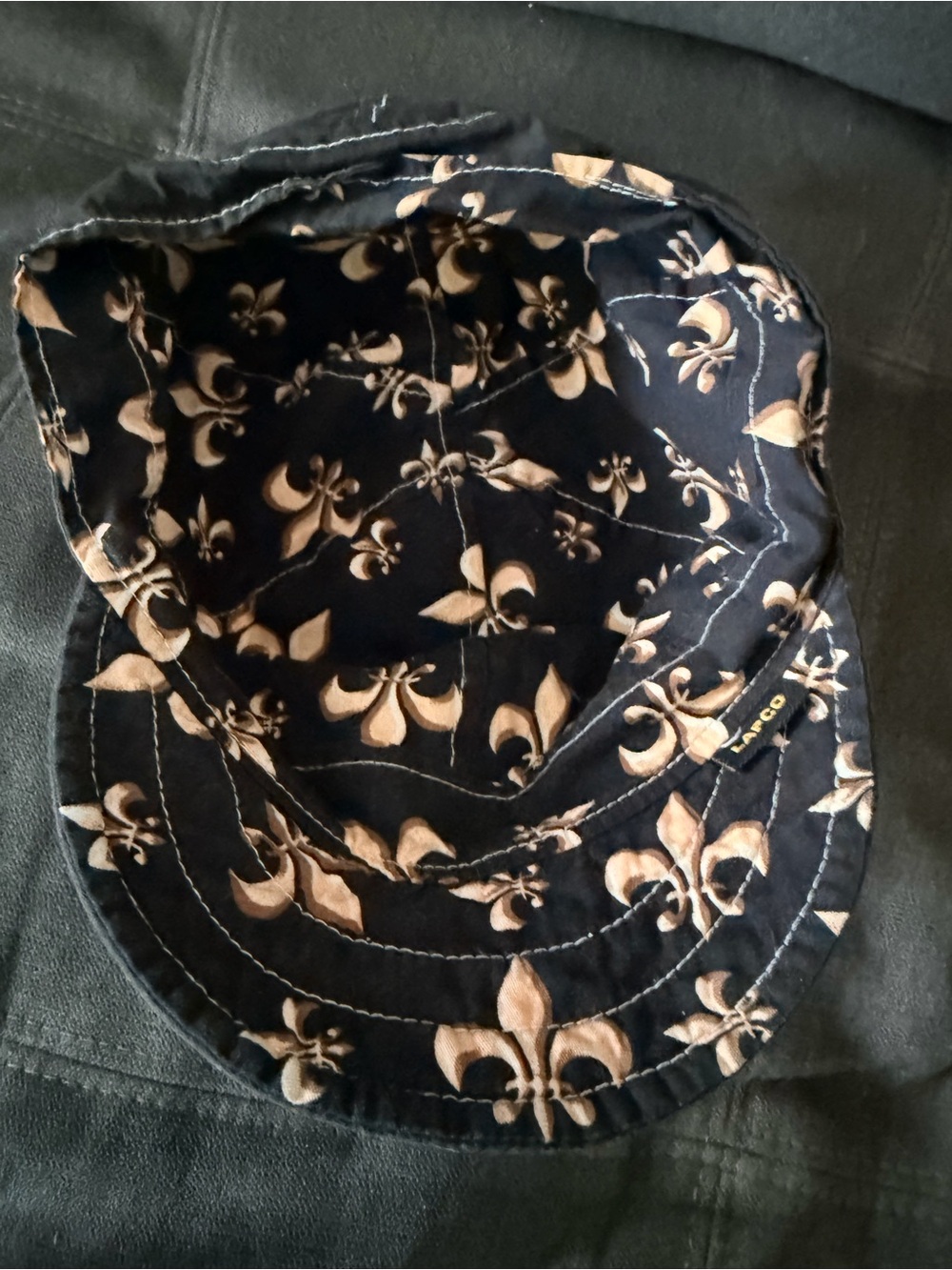 Reversible Fleur-de-Lis Cadet Cap - Picture 3 of 3